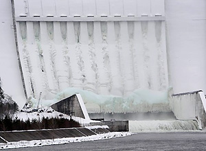 СШ ГЭС почти замерзла