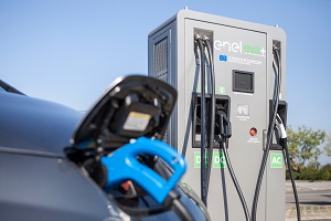 130 станций зарядки электромобилей в Австрии и Италии зарядят электрокары за 20 минут