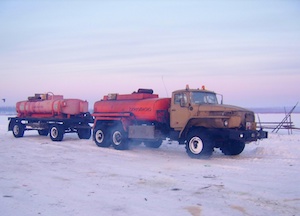 «Сахаэнерго» доставит топливо автозимником в 23 района Якутии
