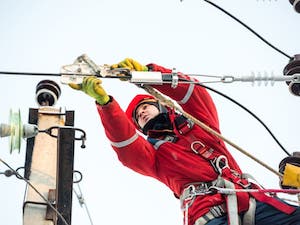 «Россети Северо-Запад» в 2021 году увеличат ремонтную программу в Карелии на 40%
