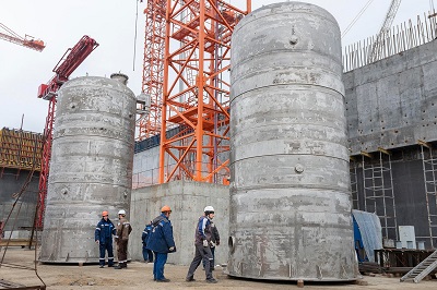 На Курской АЭС-2 установили пять 10-тонных емкостей для накопления жидких отходов