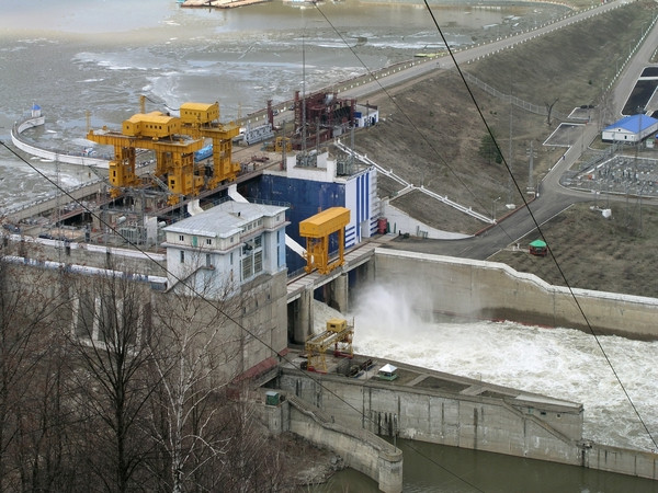 Юмагузинская ГЭС временно остановила выработку электроэнергии