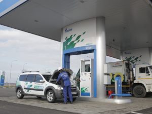 «Газпром» вдвое увеличит газозаправочную сеть в Астраханской области