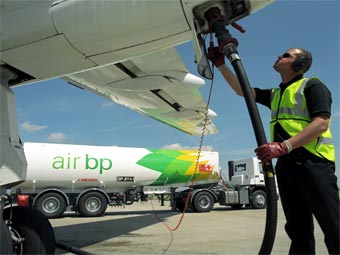 Боливия  национализировала топливозаправщика BP