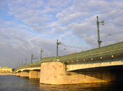 «Ленсвет» реконструирует наружное освещение Литейного моста