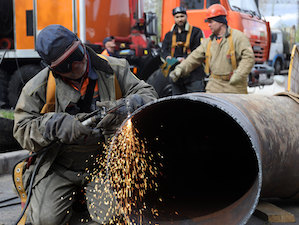 «Мосгаз» выносит газопровод из зоны строительства транспортной развязки на севере Москвы