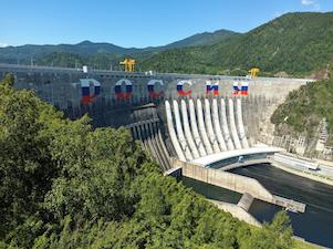 ВНИИГ провел гидравлические исследования для безопасной эксплуатации берегового водосброса Саяно-Шушенской ГЭС