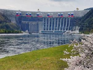 Саяно-Шушенская ГЭС наполняет водохранилище