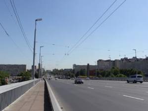 «Ленсвет» досрочно реконструировал наружное освещение Володарского моста