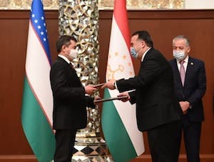 Узбекистан и Таджикистан договорились о строительстве гидроэлектростанций в бассейне реки Зарафшан