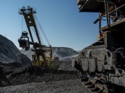 «Востсибуголь» отгрузил более 17 тысяч тонн угля в рамках благотворительности за прошлый отопительный сезон
