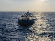 Танкеры с российской нефтью исчезают с радаров у Азорских островов