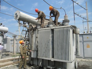 «Северэлектро» выясняет причину отключения электричества в столице Киргизии