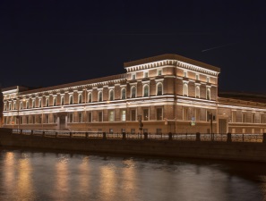 «Ленсвет» завершил архитектурно-художественную подсветку здания Центрального военно-морского музея