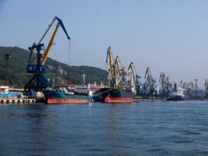 Находкинский морской торговый порт в июне увеличил перевалку угля до 470 тысяч тонн