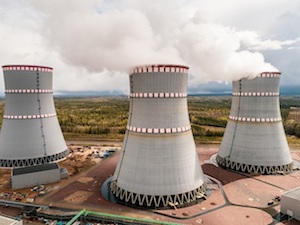 Построенная на Ленинградской АЭС градирня стала самой высокой на северо-западе России
