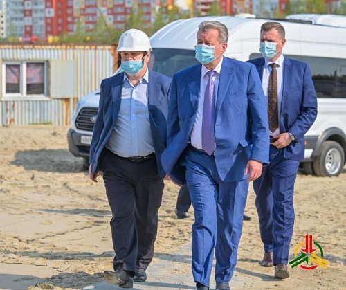Мэр Нижневартовска проконтролировал модернизацию системы теплоснабжения города