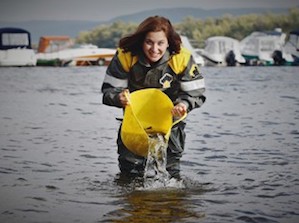 «Роснефть» выпустила в реки России 12 млн мальков ценных видов рыб