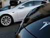 Прибыль Tesla впервые в истории превысила $1 млрд