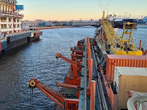 Гидрографическое предприятие Росатома приступило к ремонтному дноуглублению в порту Сабетта