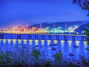 Корпус реактора для энергоблока №7 АЭС «Тяньвань» прибыл на стройплощадку в Китай