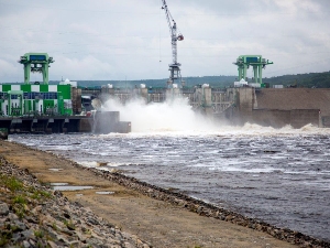 Ремонт аварийного затвора на Нижне-Бурейской ГЭС переносится на середину сентября
