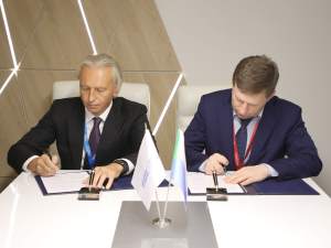 «Газпром нефть» увеличит поставки высокотехнологичных битумов и смазочных материалов в Хабаровский край