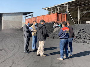 В Самаркандскую область Узбекистана в осенне-зимний период будет поставлено свыше 115 тысяч тонн угля и брикетов