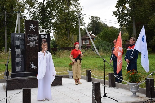 В Кольчугинском районе открыли обелиск погибшим воинам, построенный по инициативе Владимирэнерго