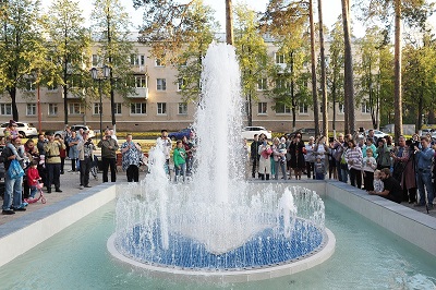 Белоярская АЭС подарила городу-спутнику аллею влюбленных и фонтан