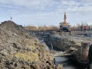Прокуратура Усинска организовала проверку в связи с нефтеразливом на Усинском нефтяном месторождении