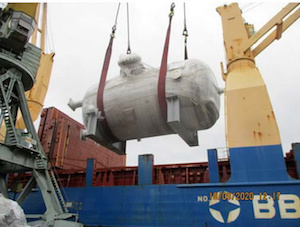 Из порта Санкт-Петербурга вышло судно с оборудованием для индийской АЭС «Куданкулам»