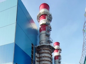 «Нижнекамскнефтехим» монтирует последний ярус башенной градирни на строящейся ПГУ-ТЭС