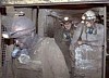 Перед спуском в забой шахтеров проверят сканером