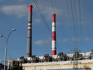 Полосатый дуэт: на Кемеровской ГРЭС началась покраска второй дымовой трубы