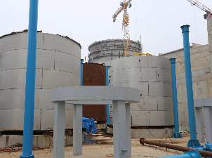 На стройплощадке ЛАЭС выполнен такелаж крупногабаритного емкостного оборудования в здании водоподготовки