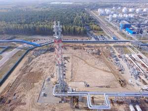 На Мозырском НПЗ смонтирована факельная система комплекса гидрокрекинга тяжёлых нефтяных остатков