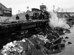 60 лет назад строители Воткинской ГЭС перекрыли Каму