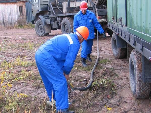 В «Псковэнерго» обучают машинистов передвижных дизель-генераторов