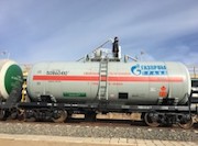 «Газпром экспорт» поставил первую партию СУГ по железной дороге из России в Китай
