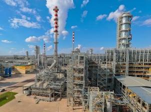 Ижорские заводы изготовили крупногабаритное оборудование для нефтеперерабатывающего комплекса «ТАНЕКО»