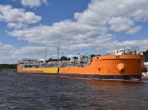 «Роснефть - Бункер» в 2021 году поставил речному флоту 220 тысяч тонн судового топлива