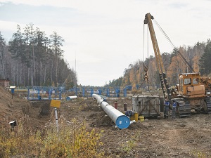 «Газпром трансгаз Екатеринбург» оборудовал переход газопровода через дорогу в Свердловской области
